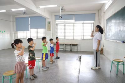 中堂“暑假校內托管服務”正式開班，解決“看護難”問題